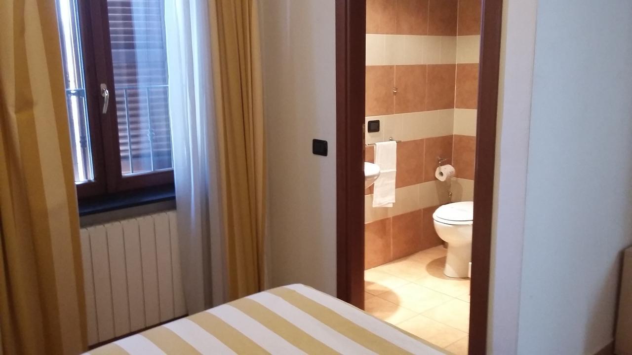 Locanda San Rocco Tassarolo ภายนอก รูปภาพ