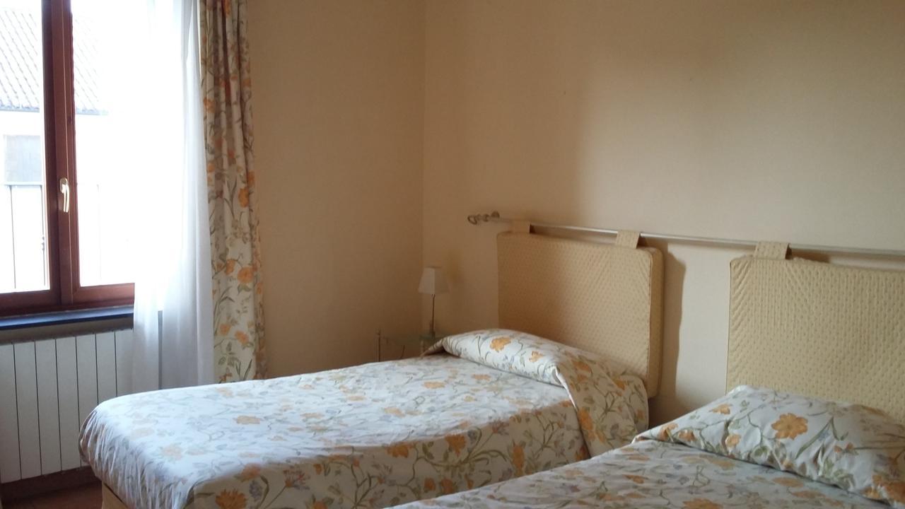 Locanda San Rocco Tassarolo ภายนอก รูปภาพ